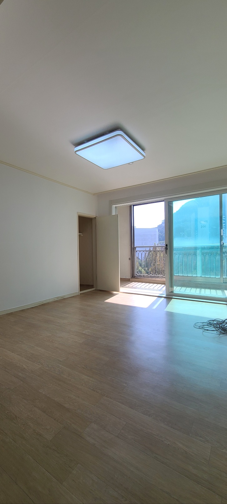 /user/0/01098422922/editor/2311/95da0faabd6d9ef7722c9abcaadb2f1f_1700665954_5235.jpg 이미지크게보기